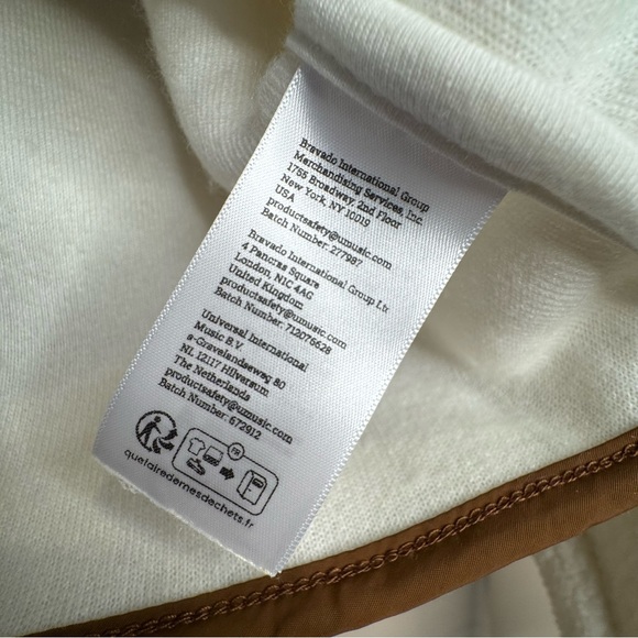 Taylor Swift Life Is A Willow Zip Up Sherpa Jacket Size XS - Picture 7 of 9